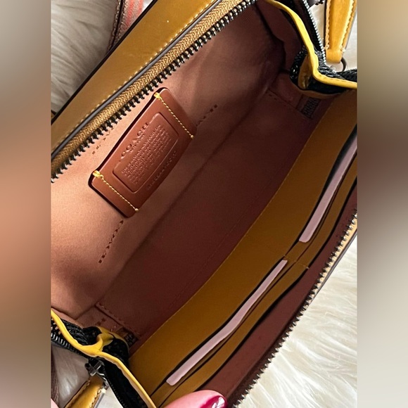 CC117 - Coach Charter Slim Crossbody with Coach Badge - Picture 10 of 13